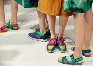 Backstage at the Burberry Prorsum Womenswear Spring Summer 2015 Sho 011
