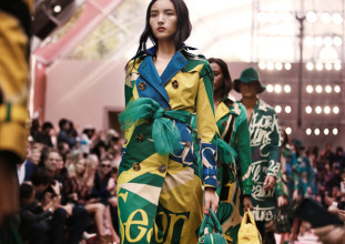 Burberry Prorsum Womenswear Spring Summer 2015 Sho 002