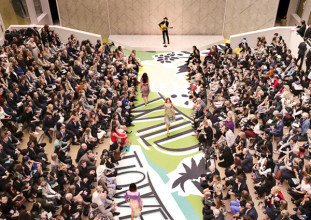 Burberry Prorsum Womenswear Spring Summer 2015 Sho 005