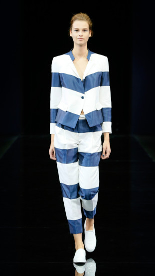 Emporio-Armani-Womenswear-SS15-