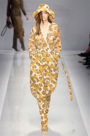 Max Mara Spring Summer 2015.