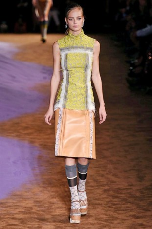 Prada S/S2015 woman show