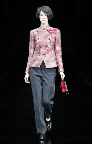 Emporio-Armani-Womenswear_fw 2015/16