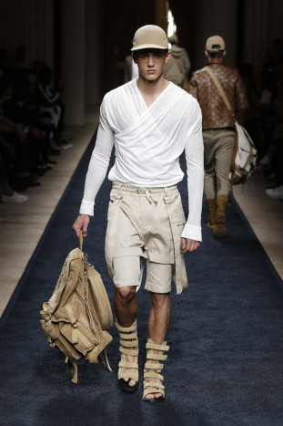 Balmain Paris : SS 2016