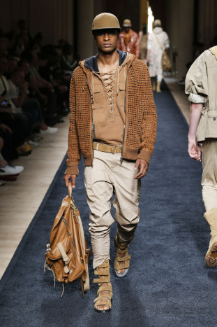Balmain Paris : SS 2016