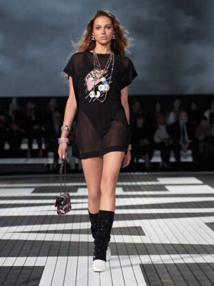 Chanel Cruise 2023/24: Runway Show in Los Angeles @Press Office