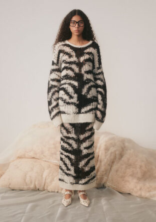 Stella McCartney Autumn 2024 Ready to Wear Collection @Courtesy