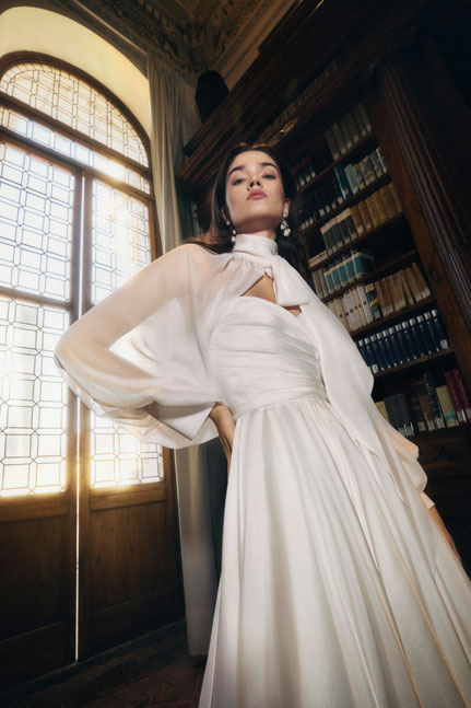 Discovering Bergamo in an Atelier Emé Wedding Dress 11 @Press Office Atelier Emé